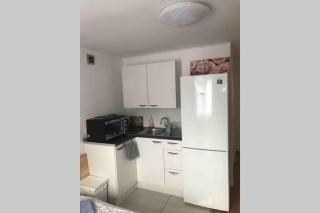 Private Studio home away from home ... - 3