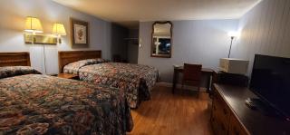 The Tallwood Motel - 2