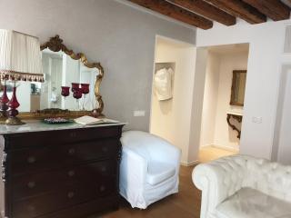 Bighouse - Venice - 1