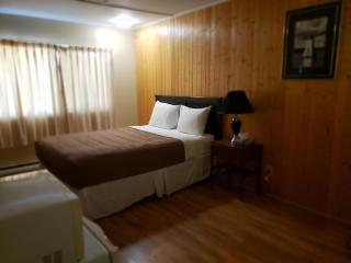 Wildwood Motel - 2