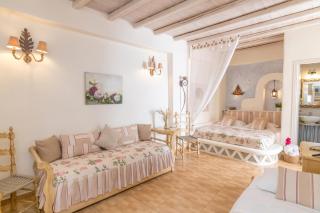 Madalena's Family Rooms - Tinos Town - 6