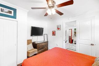 Beach Bum Bungalow - Folly Beach - 1