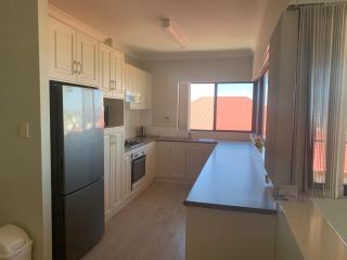 Views on Spencer - 7