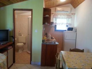 Apartment in Nin with Terrace, Air conditioning, Wi-Fi (3722-2) - Nin - 2