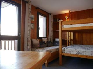 Studio cosy rénové avec balcon, proche pistes/commerces, à Montchavin La Plagne - FR-1-329-3 - Bellentre - 0