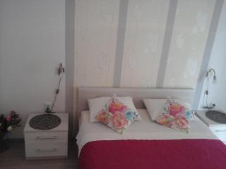 Studio Apartment in Hvar Town with Terrace, Air Conditioning, Wi-Fi, Dishwasher (4858-4) - Hvar (Lesina) - 7