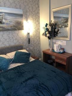 Springfield Hotel - 1