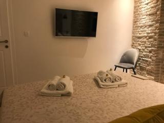 Central Park Residence - 4