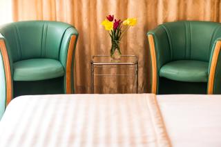 Ambassador Hotel - 9