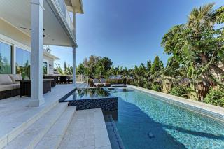 Just Beachy By Beach Retreats - 2