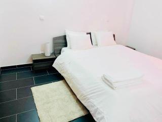 Albufeira Beach side Apartment - 4