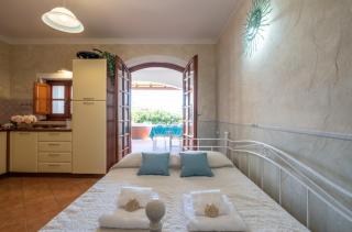[PORTO CERVO] VILLETTA CON JACUZZI PRIVATA - 1