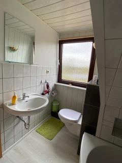 Ruhige Unterkünfte nahe Einfelder See, perfekt für Erholung und Arbeit - 5