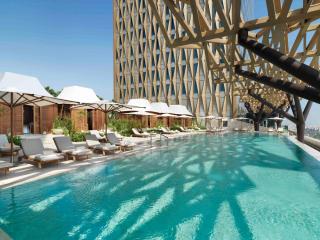 Four Seasons Hotel Kuwait at Burj Alshaya - 4