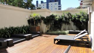 Requinte e privacidade em bairro nobre de Curitiba - 6