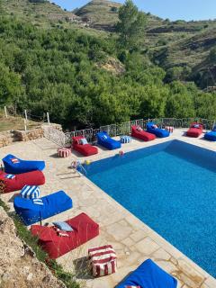 Chateau D'eau Hotel - 3