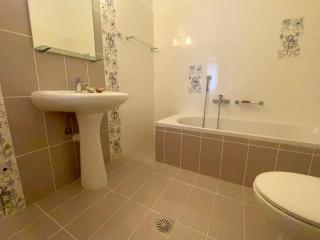 Rebekka's HOUSE - Zekros - 2