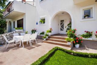 Apartment in Rovinj with balcony, air conditioning, Wi-Fi (230-1) - 3