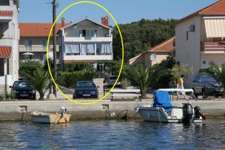 Apartment in Kukljica with sea view, terrace, air conditioning, Wi-Fi (4567-3) - 9