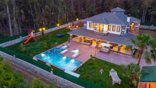 Kaya Köy'de Özel Havuzlu, 5 Yatak Odalı Lüks Villa Albera - 8
