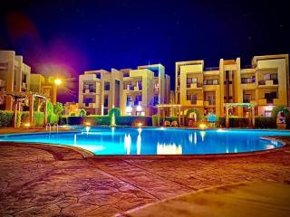 Amazing Chalet at Bluebay Asian Resort Pool View - Families Only - Ain Sokhna - 6