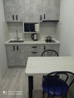 Нова і затишна квартира у центрі - 3