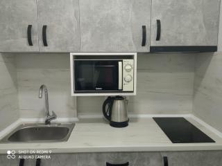 Нова і затишна квартира у центрі - 1