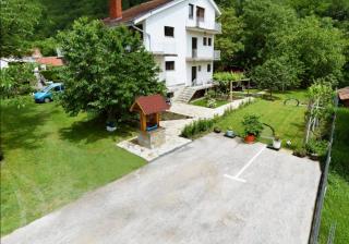 Domaćinstvo Trifunović - Pretrešnja - 7