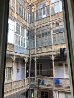 Room with quite yard view - Tbilisi - 1