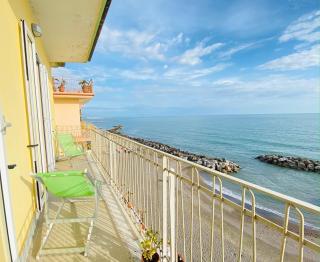 Bright Apartment with Sea View Balcony - Salerno - 0