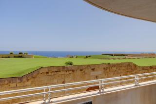 SEAFRONT LUX APART inc POOL, Upmarket Area - 2