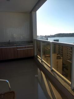 Edifício Gil Nogueira, apartamento aconchegantes, piscina, sauna, Wiff, duas vagas de garagem. - Guarapari - 1