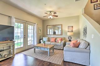 Lucaya Village Townhome with Pool, 6 Mi to Disney! - Kissimmee - 0