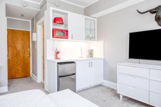 Palm Beach Hotel & Sunrise Cottage - Palm Beach - 6