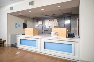 Holiday Inn Express Clayton Southeast Raleigh by IHG - Garner - 1