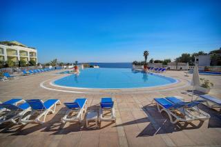 IMMOGROOM - 2 Rooms - Pool - Garden - Terrace - Parking - AC - 7
