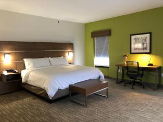 Holiday Inn Express Hotel & Suites Franklin by IHG - 3