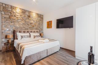 Four Elements - Fire & Air - 7