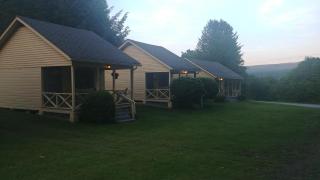 Serenity Motel - Shaftsbury - 3