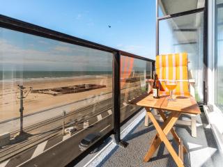 Contemporary apartment in Oostende with balcony - Ostenda - 0