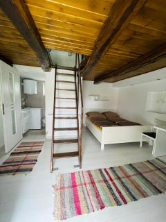 Casa De Sub Deal - Densuş - 2