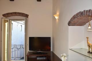 Domida Apartment - 1