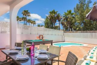 Galera Beach Boutique Art Villas with Private Pools, Free Wifi & BBQ, Corralejo by Amazzzing Travel - Corralejo - 4