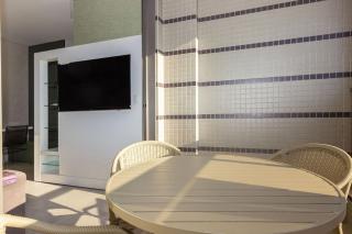 Porto Madero 301 – Apartamento Moderno em Condomínio com Piscina e Academia no Rooftop no Centro de Bombinhas. - 2