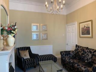 13 Hooton Cottage 3 Bed - Kilnhurst - 0