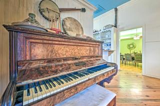The Lilly House Historic Glen Rose Home with Porch! - 3