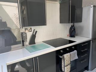 13 Hooton Cottage 3 Bed - Kilnhurst - 1