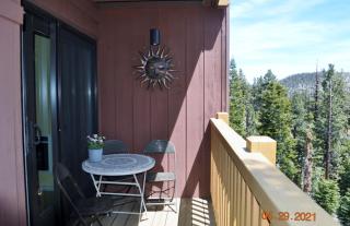 Mammoth Ski Racquet Club 54 - 8