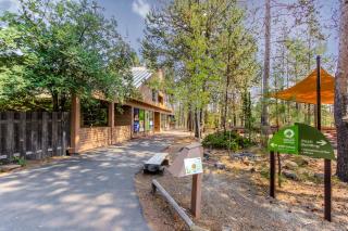 Golden Eagle Lane 17 | Discover Sunriver - 1