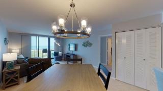 Beachfront, Amazing Southern Views 10th floor, Tower 3, Sleeps 5 - 6